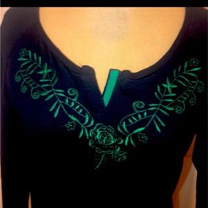 Lucky Brand XS navy blue and teal embroidered t- shirt